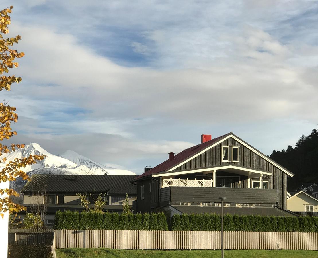 Villa Andalsnes Bagian luar foto