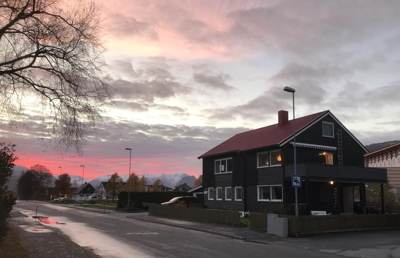 Villa Andalsnes Bagian luar foto