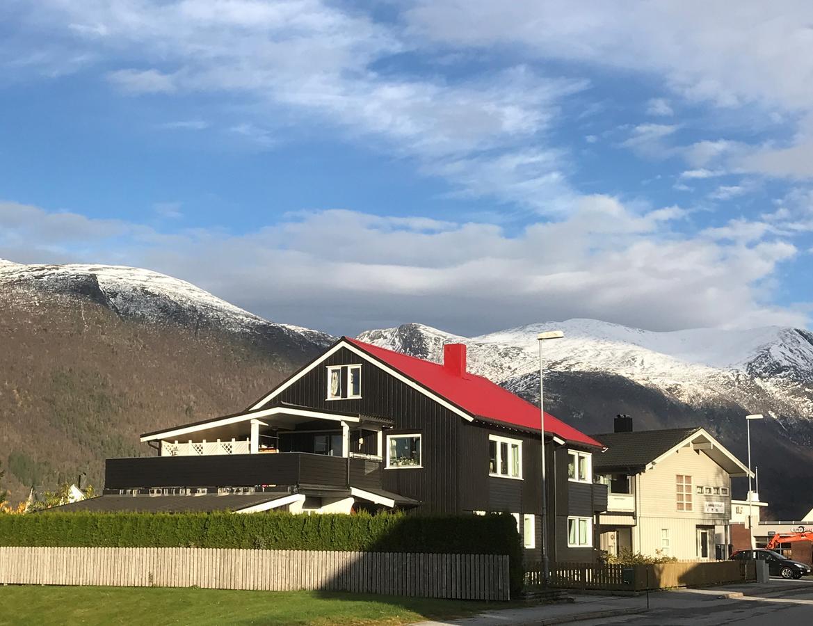 Villa Andalsnes Bagian luar foto