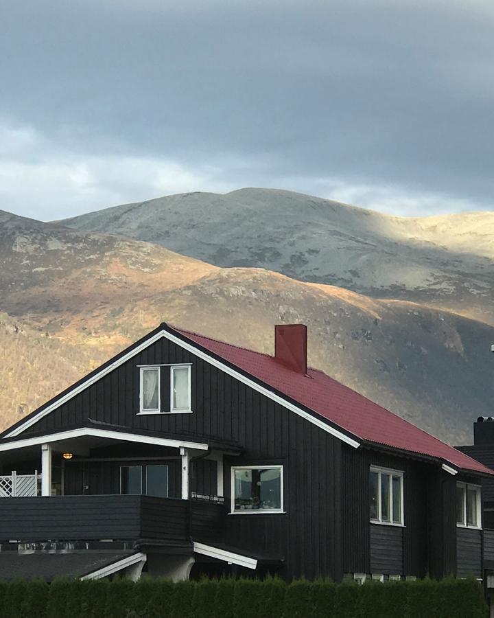 Villa Andalsnes Bagian luar foto